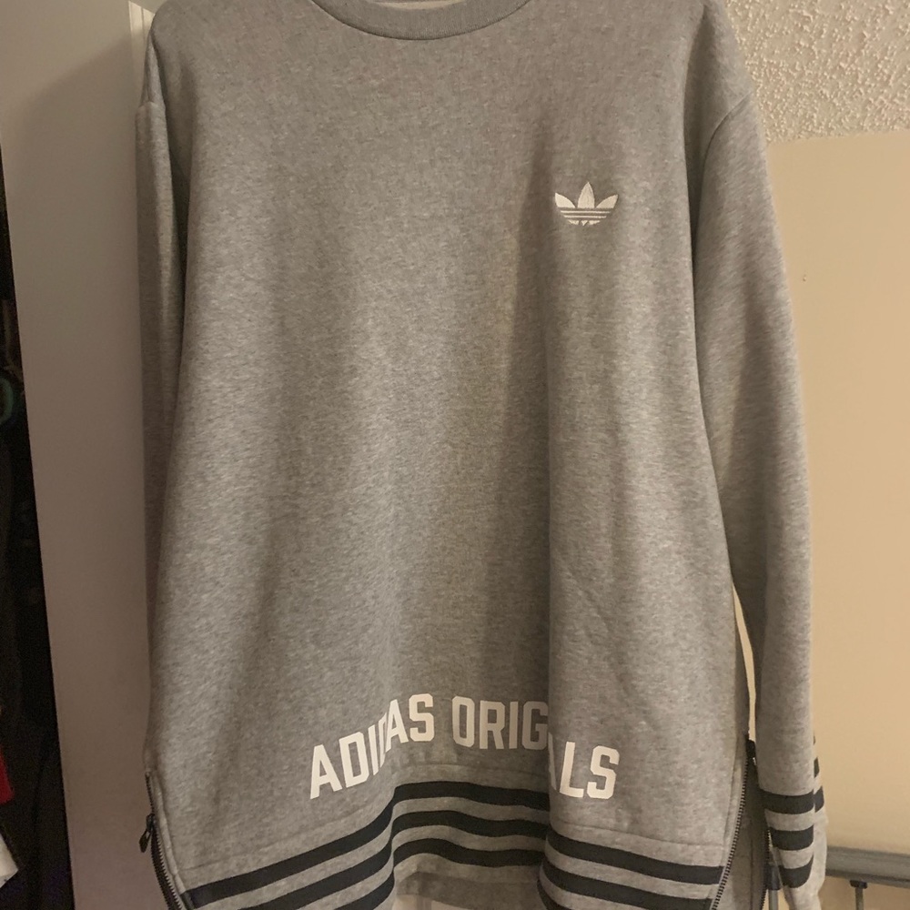 Adidas Originals crewneck sweatshirt
